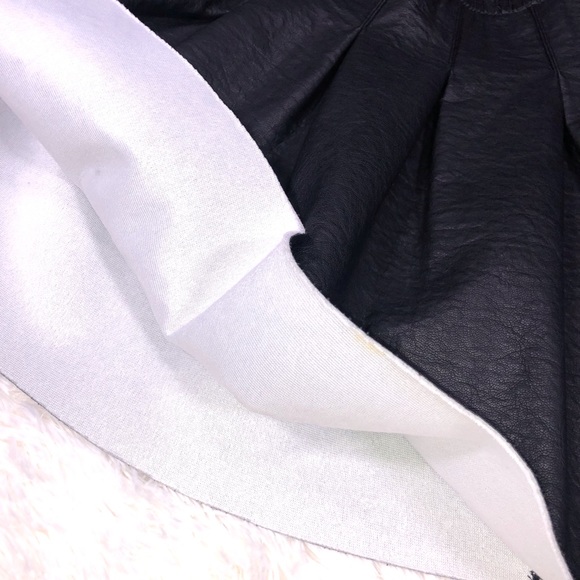 H&M Black Skater Skirt - Picture 7 of 8